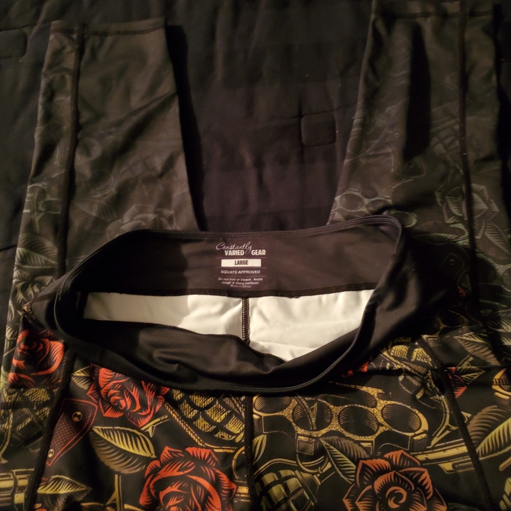 Constantly varied gear large capris